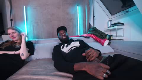 Snapshot of mac_troy chatting on 12-26-24, 06:01 Mac Troy online show from 12-26-24, 06:01