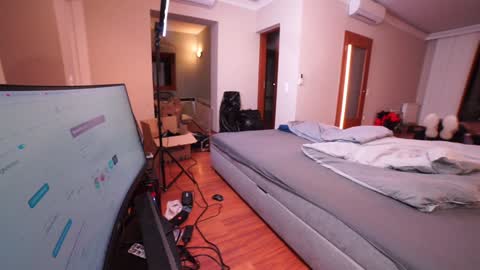 Snapshot of mac_troy chatting on 01-14-25, 09:20 Mac Troy online show from 01-14-25, 09:20