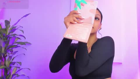 macarenasmith1 online show from 12-15-25, 11:25