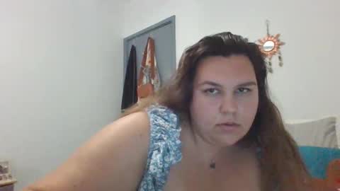 Snapshot of macca_105 chatting on 11-08-25, 02:01 macca_105 online show from 11-08-25, 02:01