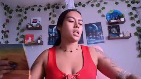 Macey Elliot Modelo Independiente online show from 12-03-25, 05:11