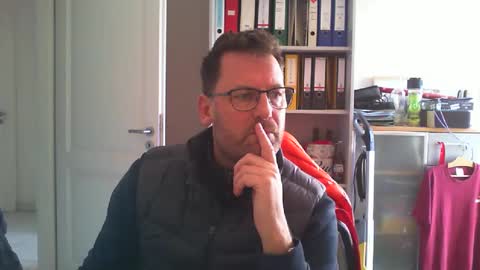 macfly67 online show from 01-13-25, 10:14