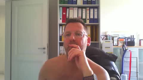 macfly67 online show from 04-08-26, 11:10