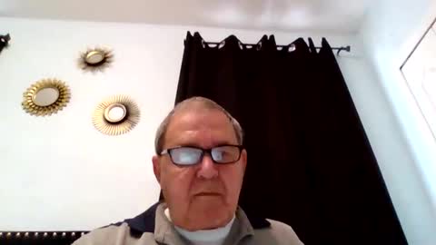 Snapshot of machet1 chatting on 01-17-26, 05:27 machet1 online show from 01-17-26, 05:27