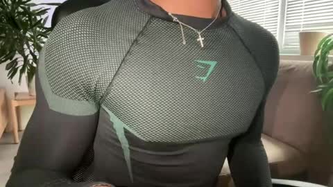machine_15_ online show from 06-16-26, 02:52