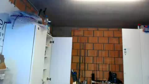 Snapshot of machinegun3dx chatting on 06-17-26, 06:09 Andy online show from 06-17-26, 06:09