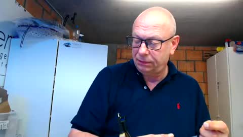 Snapshot of machinegun3dx chatting on 06-18-26, 06:56 Andy online show from 06-18-26, 06:56