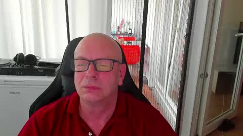 Snapshot of machinegun3dx chatting on 07-17-26, 06:35 Andy online show from 07-17-26, 06:35