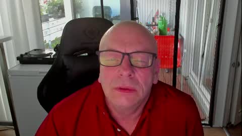 Snapshot of machinegun3dx chatting on 07-22-26, 06:54 Andy online show from 07-22-26, 06:54