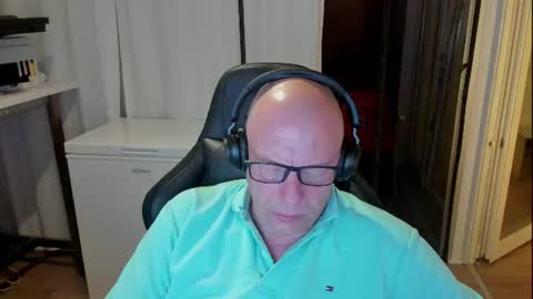 Snapshot of machinegun3dx chatting on 07-25-26, 02:31 Andy online show from 07-25-26, 02:31
