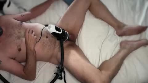 machinestroker online show from 01-03-25, 07:39