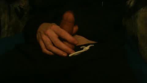 Snapshot of macho9385 chatting on 02-15-26, 07:10 macho9385 online show from 02-15-26, 07:10