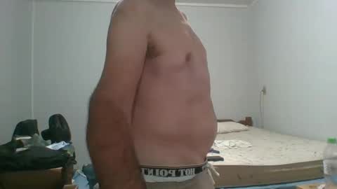 MACHOLIVRE online show from 02-17-25, 02:42