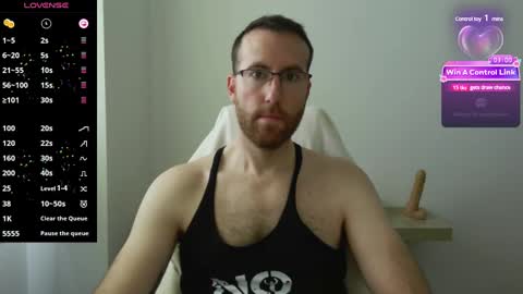 Snapshot of machohiberiko chatting on 02-09-25, 11:25 Jota online show from 02-09-25, 11:25