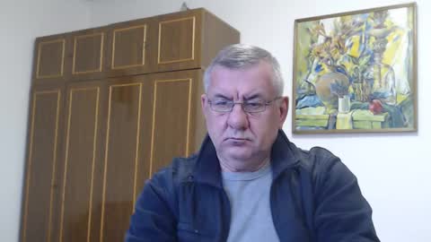 Macho online show from 12-18-24, 01:23