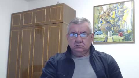 Macho online show from 12-25-24, 10:48