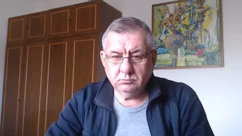 Snapshot of machomale3 chatting on 10-23-25, 11:20 Macho online show from 10-23-25, 11:20