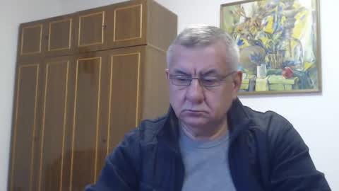 Snapshot of machomale3 chatting on 10-27-25, 02:54 Macho online show from 10-27-25, 02:54