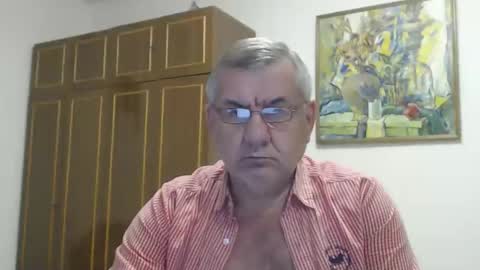 Snapshot of machomale3 chatting on 11-16-25, 03:28 Macho online show from 11-16-25, 03:28