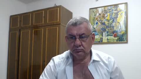 Snapshot of machomale3 chatting on 07-23-26, 06:39 Macho online show from 07-23-26, 06:39
