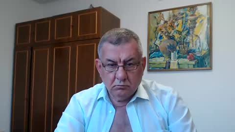 Snapshot of machomale3 chatting on 07-27-26, 05:09 Macho online show from 07-27-26, 05:09