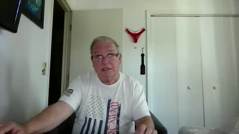 mackdocc001 online show from 03-18-26, 03:48