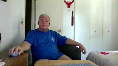 mackdocc001 online show from 04-24-26, 03:58