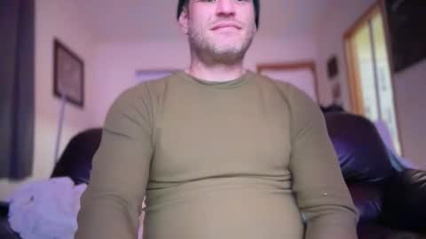 Snapshot of mackincaliallday chatting on 01-19-26, 06:17 MackinCaliAllDay online show from 01-19-26, 06:17