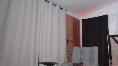 Agathaa white online show from 04-14-26, 10:21