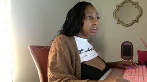 madam_glam online show from 04-21-26, 04:12