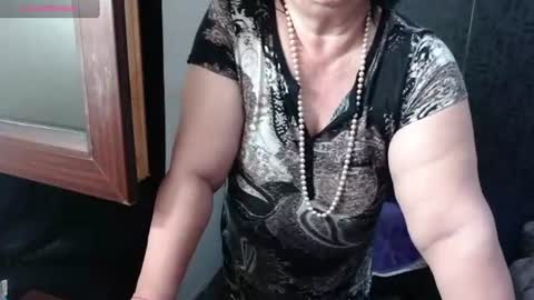 Snapshot of madam_sanjanne chatting on 06-16-26, 11:29 Madam Sanjanne online show from 06-16-26, 11:29