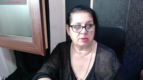 Snapshot of madam_sanjanne chatting on 07-22-26, 12:35 Madam Sanjanne online show from 07-22-26, 12:35