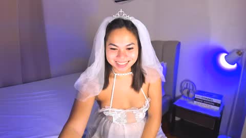 Ivy online show from 07-27-26, 07:04