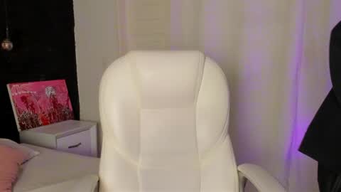  madame lilith  online show from 01-17-25, 11:27