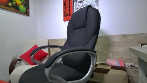 LILLY online show from 03-09-26, 01:15