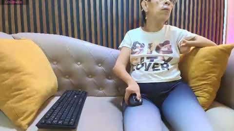 Madame online show from 07-03-26, 11:49