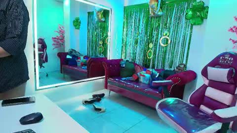 Madame Scarllet  online show from 03-19-26, 11:36