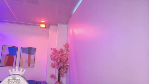 Madame Scarllet  online show from 04-13-26, 11:27