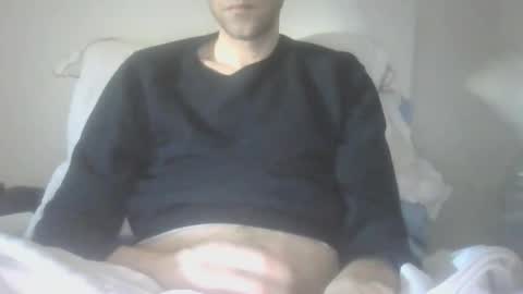 Snapshot of madamebitchslut chatting on 05-17-26, 06:11 ItalianVirgin95 online show from 05-17-26, 06:11