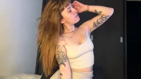 Snapshot of madamme_devorah chatting on 07-14-26, 03:22 Meleena redhead Maria Black hear online show from 07-14-26, 03:22