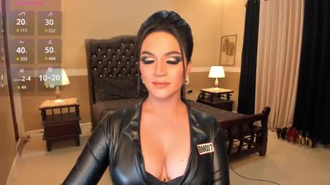 Snapshot of madammistressdominatrixxx chatting on 02-18-25, 06:26 Alison Kloss online show from 02-18-25, 06:26