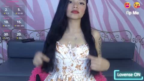 Snapshot of maddie__cute chatting on 09-17-25, 08:32 Maddie Cute online show from 09-17-25, 08:32