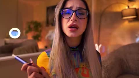 Maddie online show from 03-20-26, 10:09