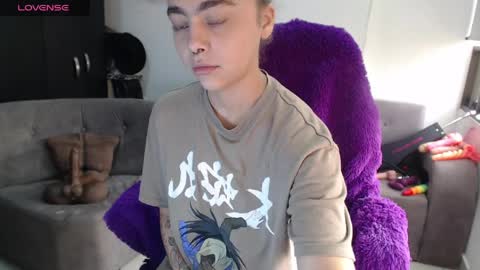 maddiie and clyde online show from 03-31-26, 01:11