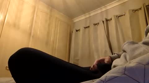 maddogg17 online show from 12-19-25, 09:22