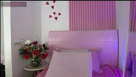 Maddy UwU online show from 04-22-26, 12:07