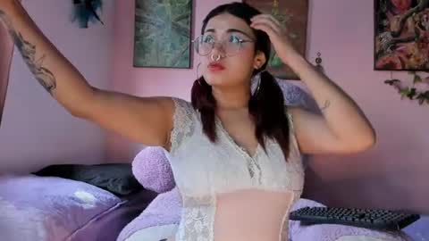 Snapshot of maddy_jhonsson chatting on 07-15-26, 07:08 Maddy online show from 07-15-26, 07:08