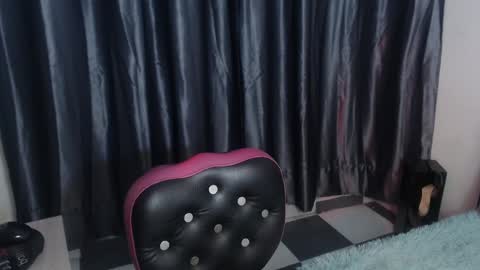 Maddy Parker  online show from 01-21-25, 09:13