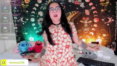 Snapshot of maddy_rose12 chatting on 11-25-25, 03:34 Maddy rose12 online show from 11-25-25, 03:34