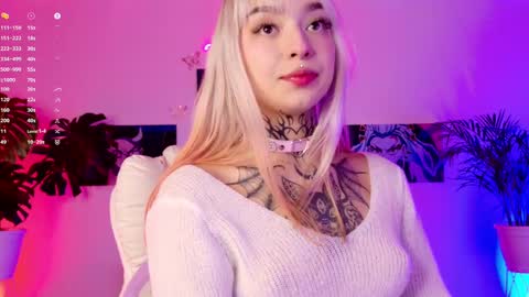 maddy_uwu online show from 02-24-25, 11:52